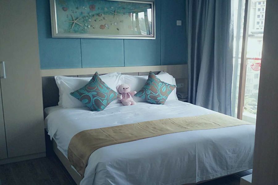 Roeasy Hospitality Hotel Санья Екстер'єр фото