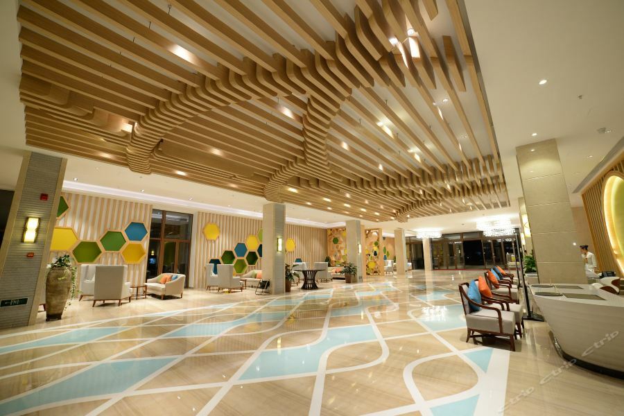Roeasy Hospitality Hotel Санья Екстер'єр фото
